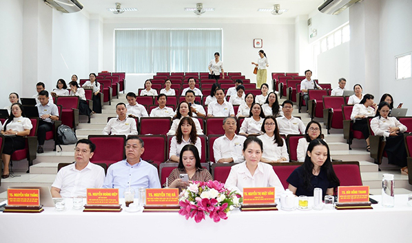 Khai giảng Lớp tập huấn, hướng dẫn lồng ghép kiến thức dân tộc vào chương trình trung cấp lý luận chính trị năm 2026